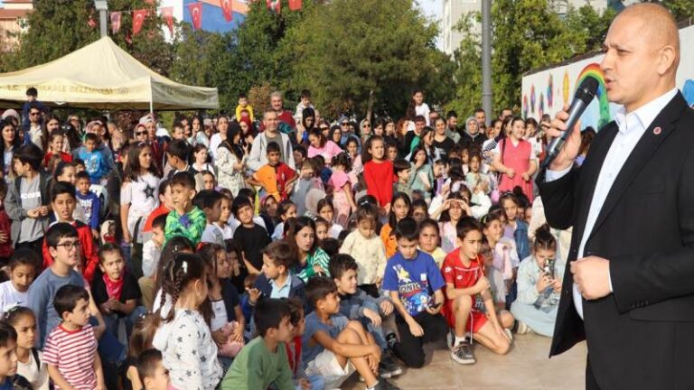 Çocuk şenliği renkli görüntülere sahne oldu
