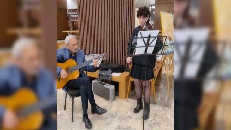 Zamanın Ötesi sergisine müzikle sanatsal dokunuş Görsel ve işitsel şölen