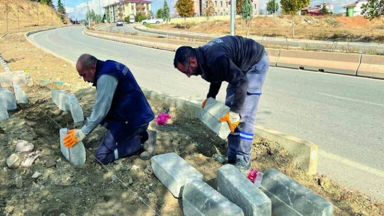 Yahşihan’da Cumhuriyet Caddesi düzenleniyor