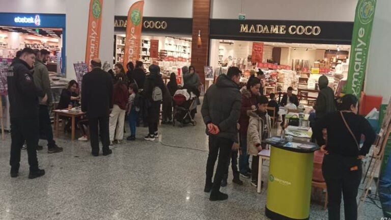 Süleymaniye Okulları’ndan farkındalık oluşturan etkinlik  Renkli görüntüler oluştu
