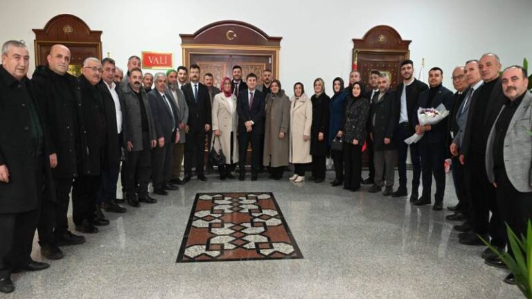 Muhtarlardan Vali Sarıibrahim’e hayırlı olsun ziyareti