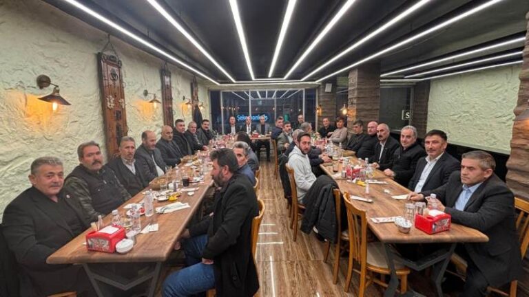 Balışeyh’in muhtarları iftar sofrasında buluştu