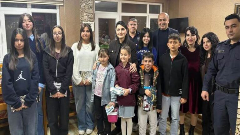 Başarılı öğrenciler iftarda buluştu