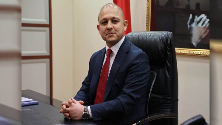 Başkan Ahmet Önal: “Bayrama ulaşmanın mutluluğunu yaşıyoruz”